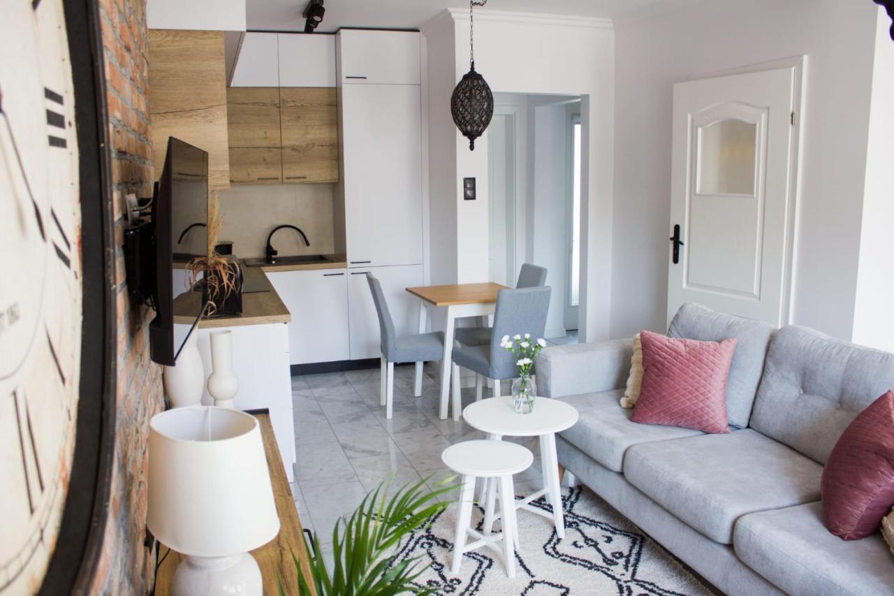 Apartament Mietowy Rumianek Lwowek Exterior foto
