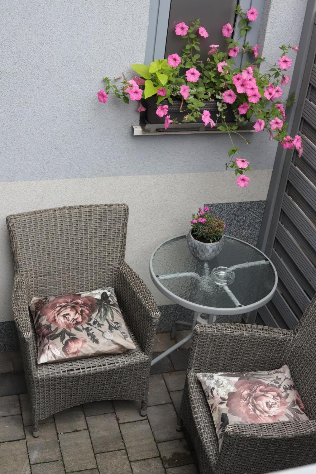 Apartament Mietowy Rumianek Lwowek Exterior foto